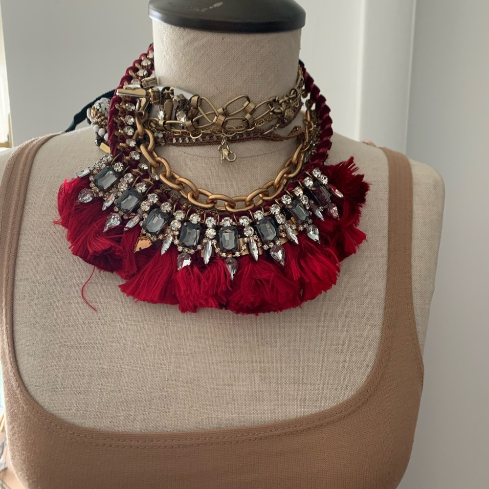 Costume jewelry necklace